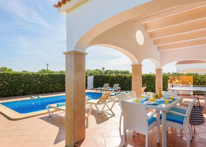 Juana By * Cala 'n Bosch