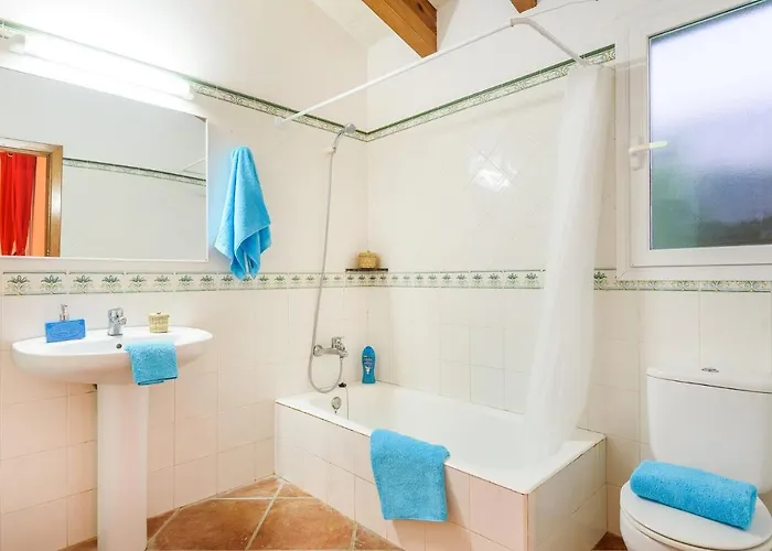 Juana By * Cala 'n Bosch